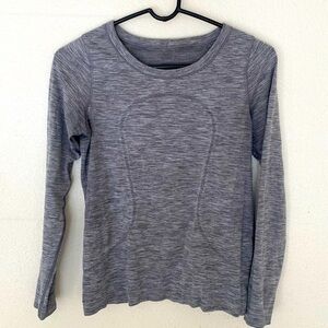 Lululemon Longsleeve Top Gray Women’s Size 6 in good used condition